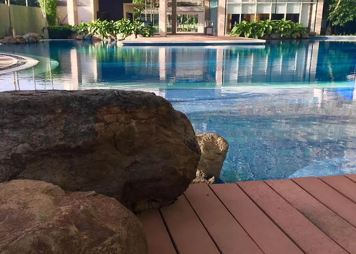 Free Pool Fast Wi-fi Near Bgc, C5 Manila
